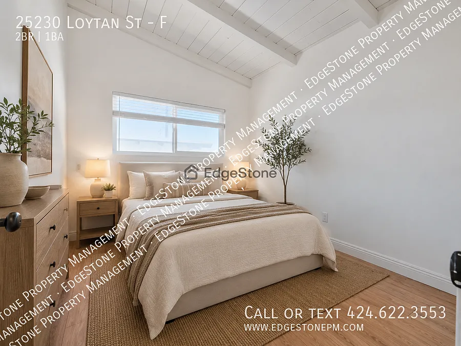 Stunning 2-Bedroom Apartment in Torrance's Walteria Neighborhood — Photo 4