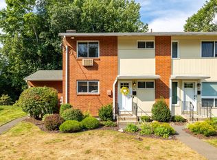 31 Centerbrook Rd, Hamden, CT 06518