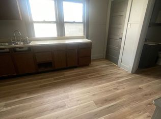 706 South St #A, Waterloo, IA 50701