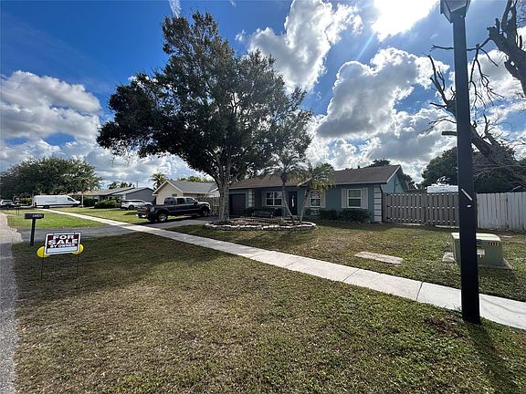 3rd image of 9548 Richmond Circle