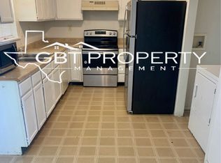 208 N Church St APT 202, Hillsboro, TX 76645