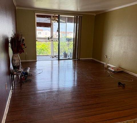4th image of 2800 Somerset Drive #418j