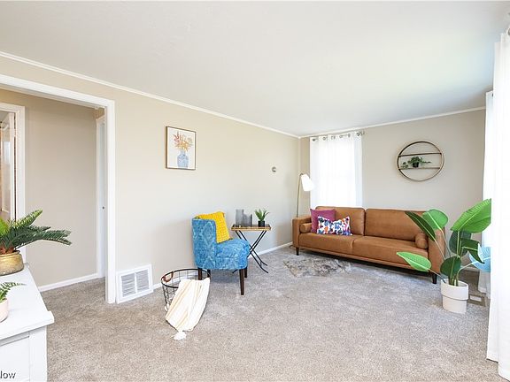 3rd image of 1270 Belleview Ave