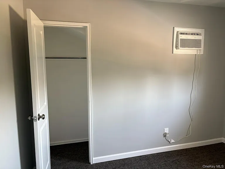 393 N Virginia Ave — Photo 16