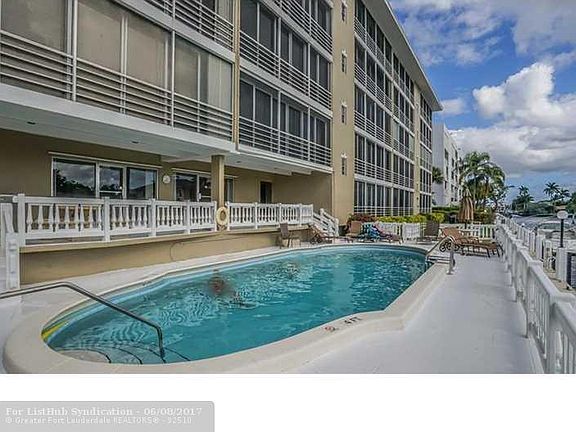 3rd image of 3080 NE 47th Ct APT 204