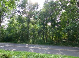 555V Ridge Rd, Wilbraham, MA 01095