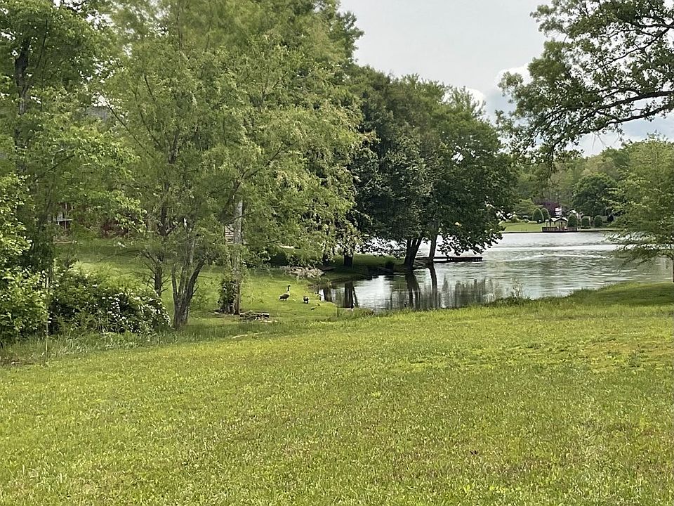2nd image of 390 E Deer Creek Dr