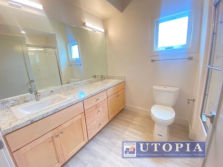 448 May Ave #4 — Photo 19