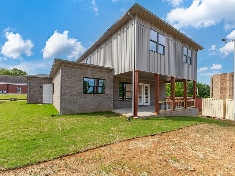 134 Max Lane Dr — Photo 3