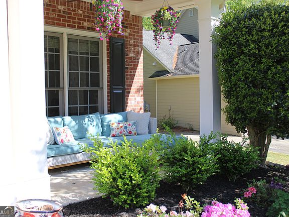 3rd image of 6108 Windflower Dr