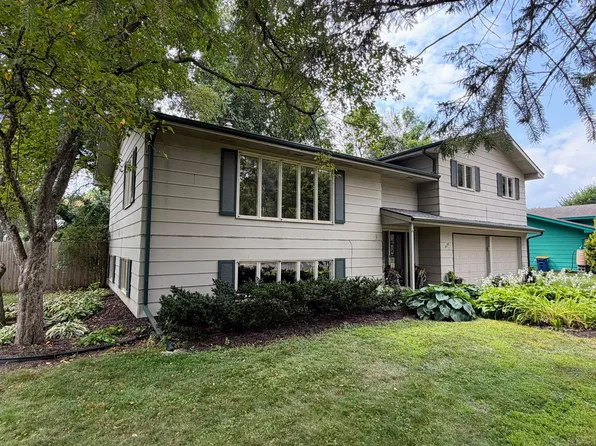 828 Fremont St E, Northfield, MN 55057