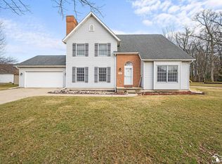 1100 Donnalee Dr, Monroe, MI 48162