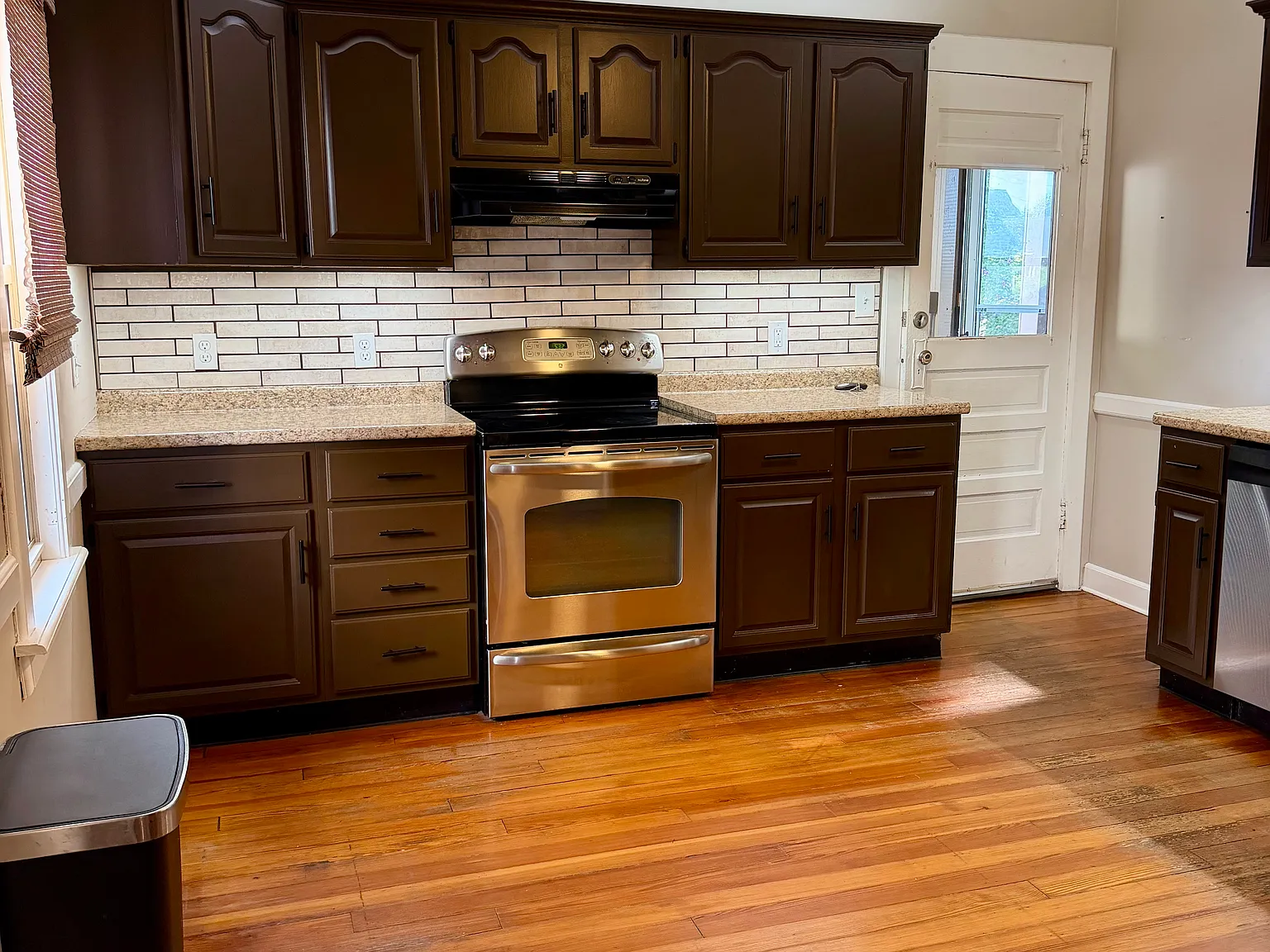 2 bed, 1080 sqft, $1,750 — Photo 3