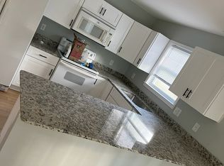 125 Holly Tree Ln, Hampstead, NC 28443