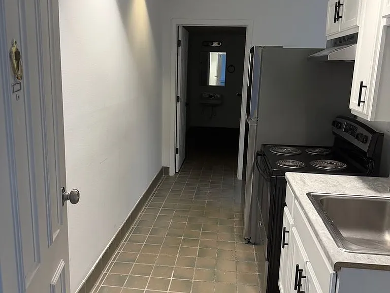 Park Place Apartments — Photo 13