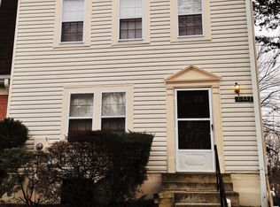 6441 Fenestra Ct, Burke, VA 22015