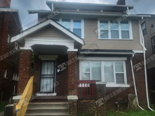 3779 Gladstone St