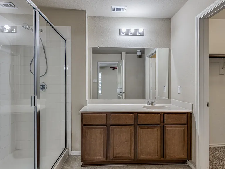 1309 Jasper Xing — Photo 18