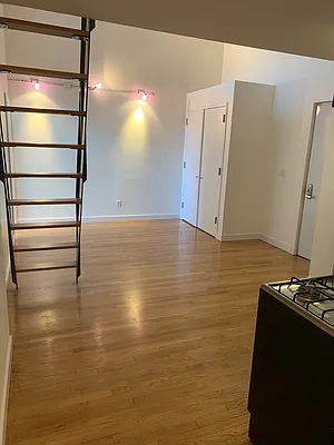 Rented by Carnegie Management Inc | media 8