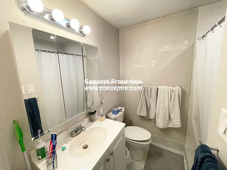 51 Joy St #1R — Photo 6