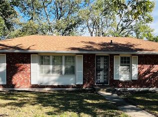 3829 Stonewall Ct, Independence, MO 64055