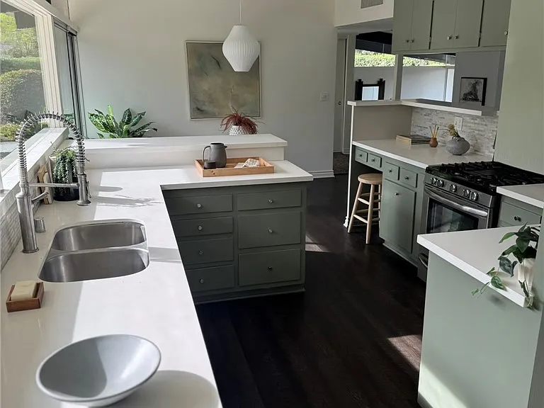 1140 S Serena Dr — Photo 9
