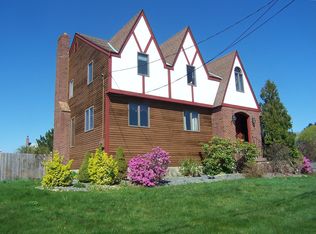 37 Dover St, Hull, MA 02045