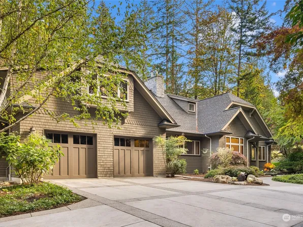 5280 Rose Avenue NE, Bainbridge Island, WA 98110