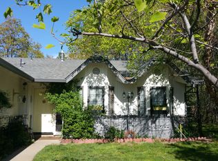 2215 College Ave, Weed, CA 96094