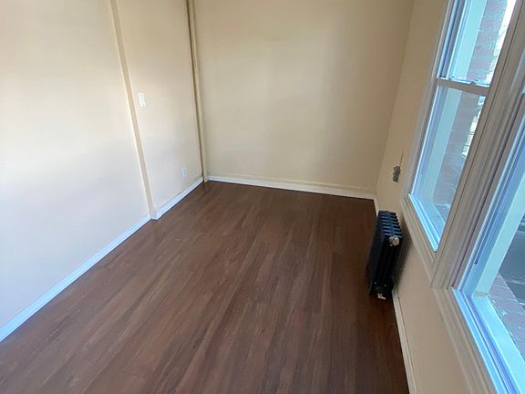 4th image of 3044 Brighton 4th St #1