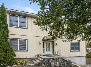 219 Pemberwick Rd, Greenwich, CT 06831