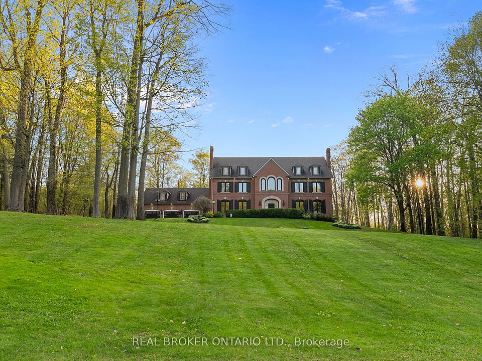 1st image of 10 Oakview Pl