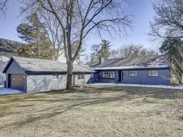 4896 Chicago Rd, Warren, MI 48092