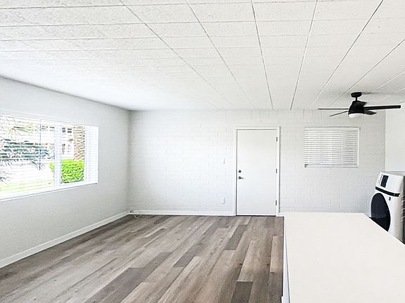 4th image of 25 E Eva St #1