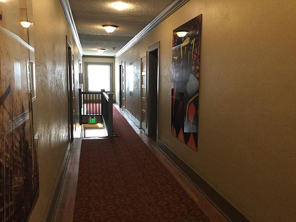 5th image of 240 E 19th Ave #33