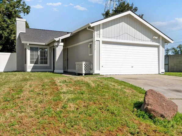 8013 Skywoods Way, Sacramento, CA 95828