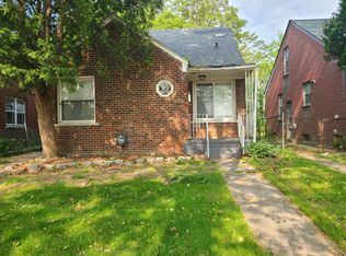 8055 Strathmoor St, Detroit, MI 48228