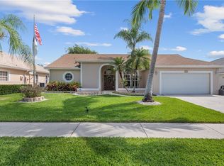 1327 Lake Breeze Dr, Wellington, FL 33414