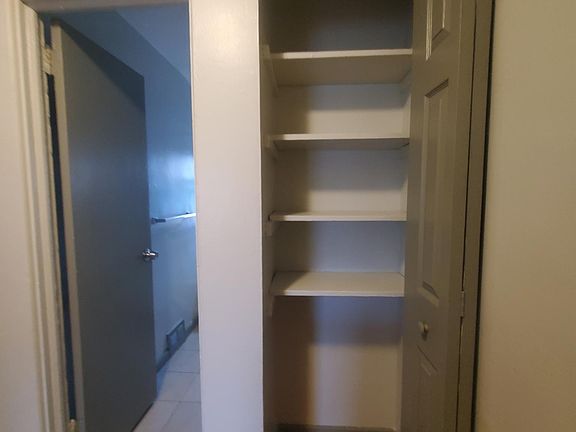 4th image of 88 Ledgecrest Ave