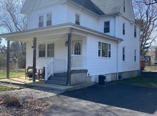 100 Bartlett Ave, Tuckerton, NJ 08087