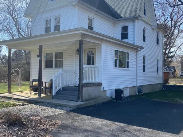 100 Bartlett Avenue, Tuckerton, NJ 08087