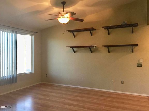 4th image of 2929 W Yorkshire Dr Unit 2033