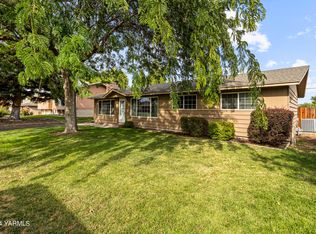 905 S 50th Ave, Yakima, WA