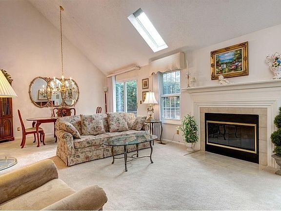 2nd image of 5915 Halle Farm Dr #A