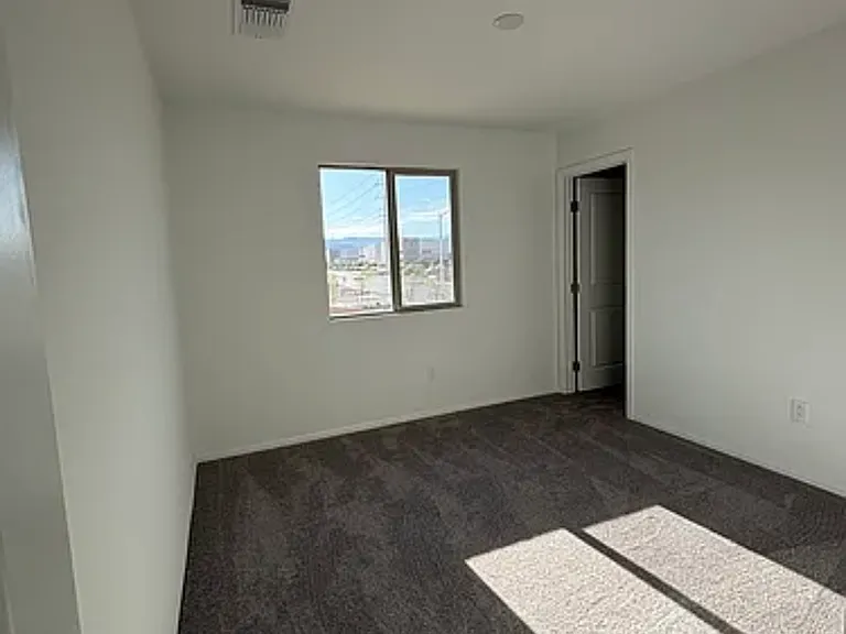 7562 Quail Rock Ave — Photo 37
