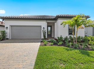 2012 Don Benito Way, Naples, FL 34120