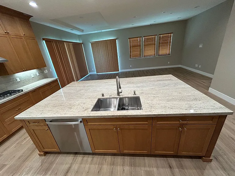 2130 Red Oak Dr — Photo 7