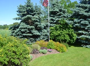 3995 N River Rd, Oconto, WI 54153