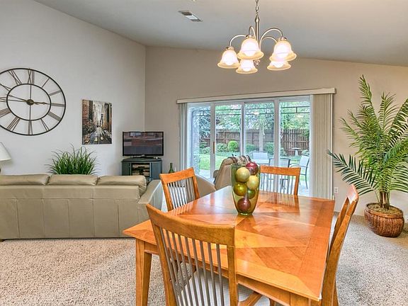 5th image of 711 Nobility Dr