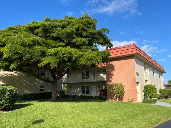 88 Crooked Tree Ln APT 202, Vero Beach, FL 32962